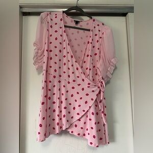 Pink Wrap Top with Lips Print